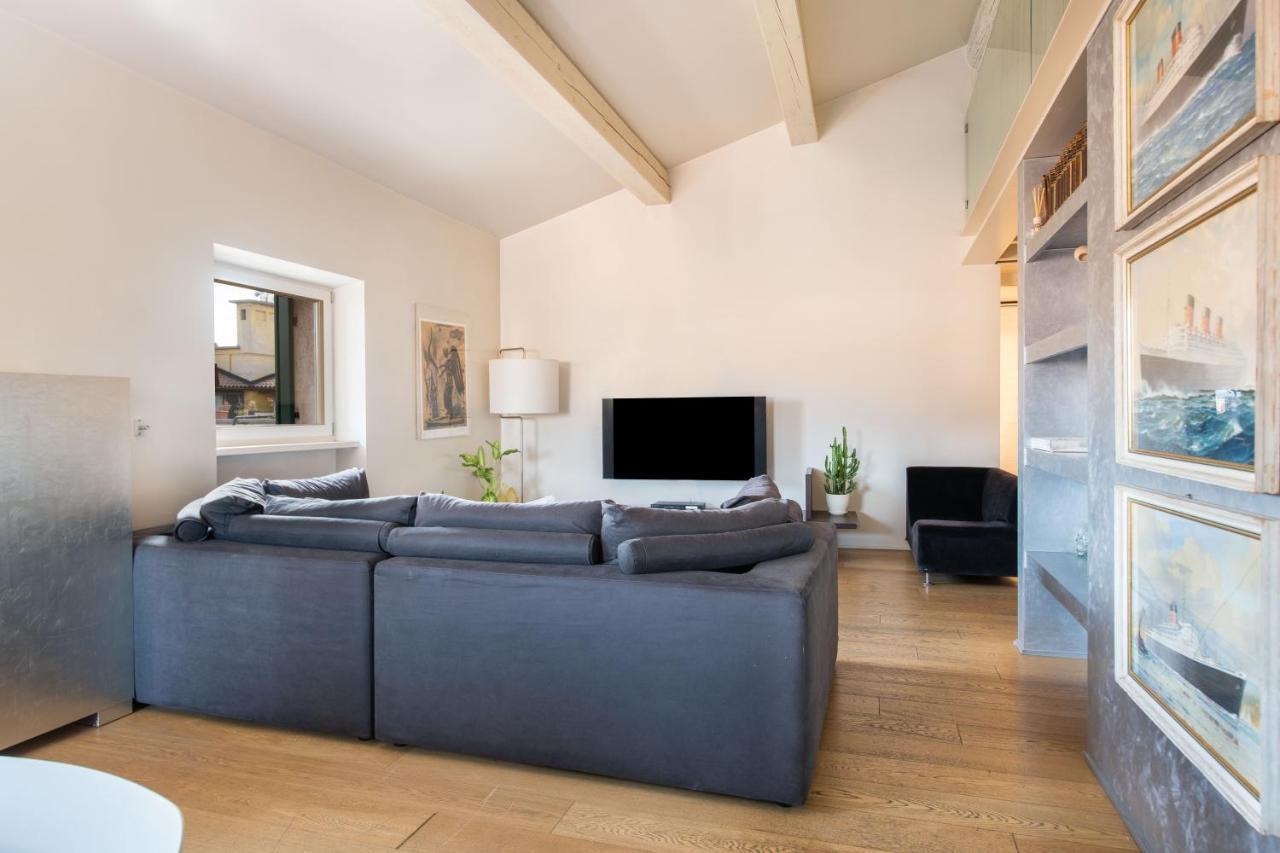 Stunning Top Floor Flat In The Heart Of Verona Exterior photo