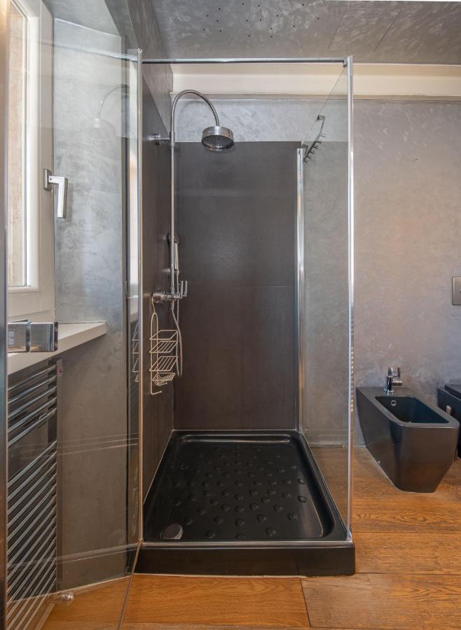 Stunning Top Floor Flat In The Heart Of Verona Exterior photo